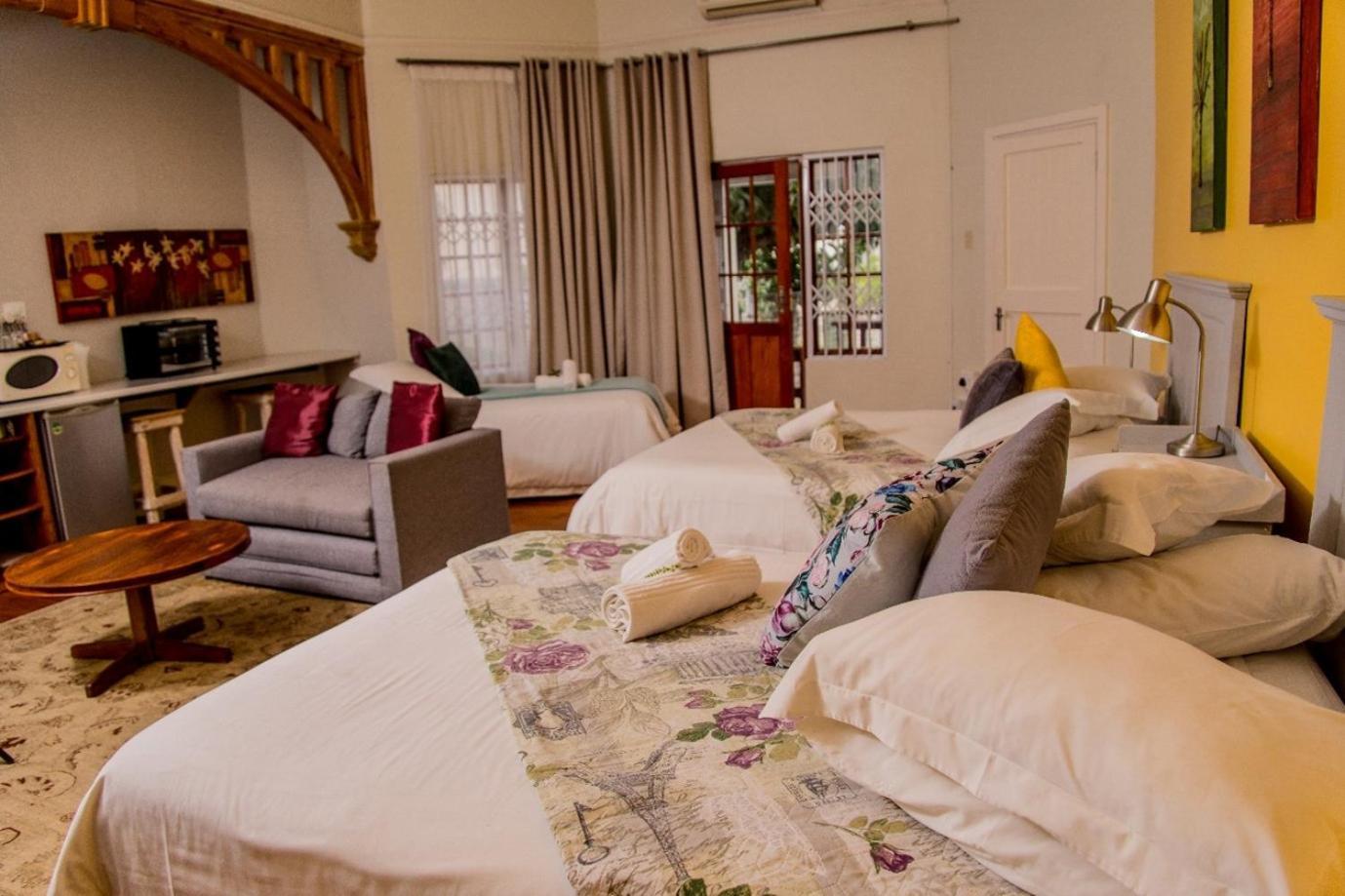 Dreamers Guesthouse - No Loadshedding King William's Town Exterior foto